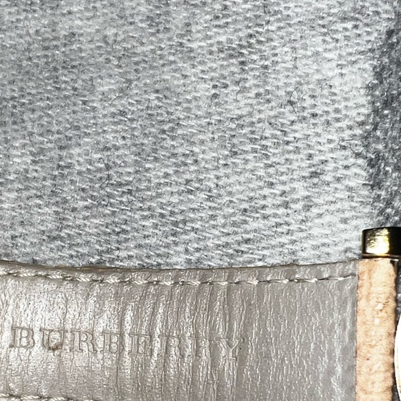 Authentic Burberry Watch, 36 mm, pattern ⏱️⌚️ - Picture 6 of 8